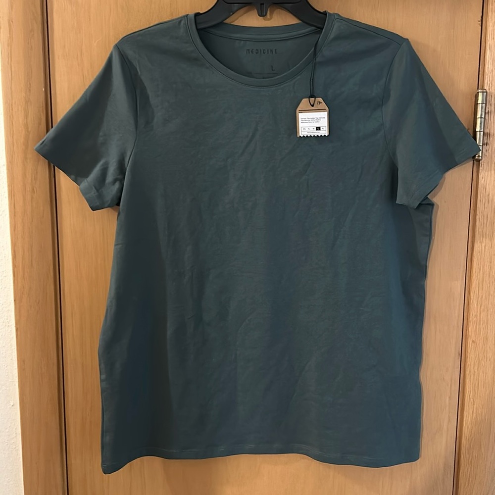 Medicine Women’s Damski Short Sleeve Top Tee New Army Green Size Large
